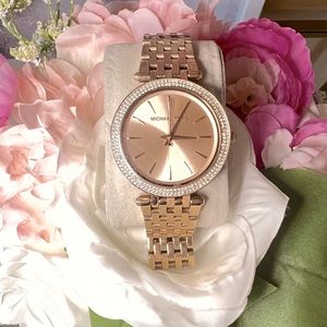 MICHEAL KORS ROSE GOLD WATCH